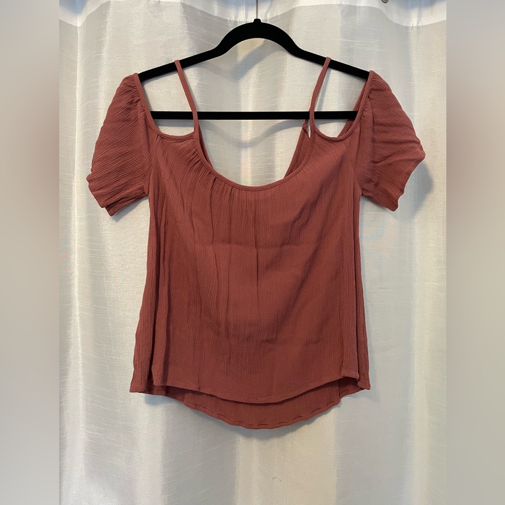 Chic Mauve Cold Shoulder Blouse